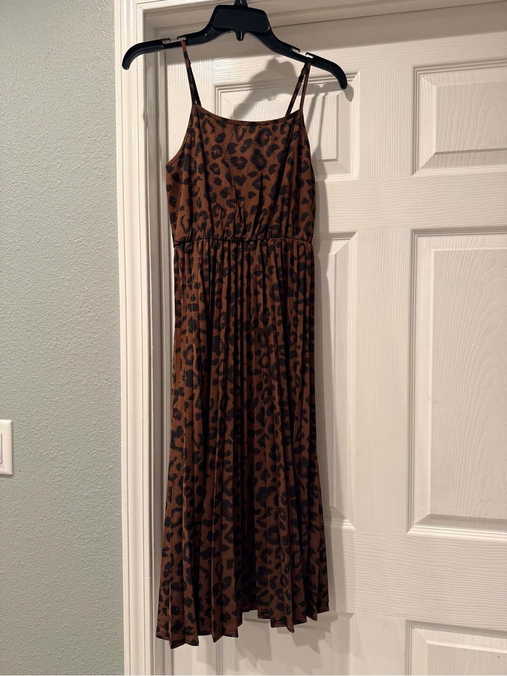 Brown Leopard Print Spaghetti Strap Maxi Dress